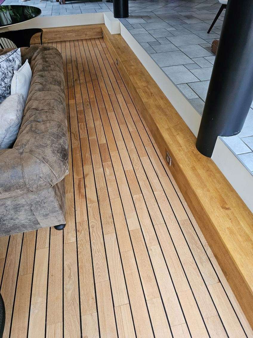 Sol en bois stratifié